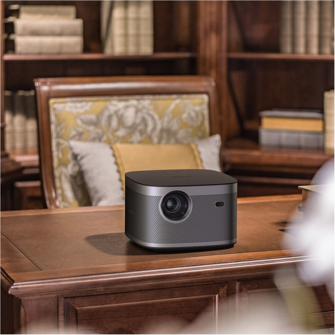 XGIMI Horizon 1080P 2200 ANSI Projector